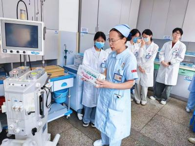 福建医科大学临床医学系学子走进福医附一医院肝病中心肝内科接受创新护理带教