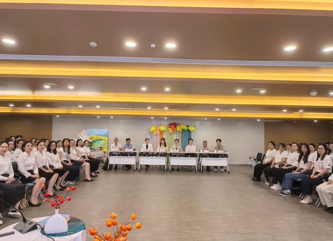 “桃李沐师恩，护路启新程”——华山附一医院护理部举办2026年教师节主题活动