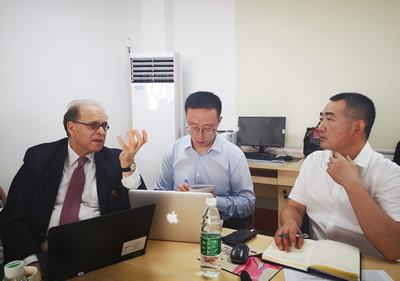 德国汉堡生殖中心Robert Fischer教授到我院做讲座 德国汉堡生殖中心Robert Fischer教授到我院做讲座