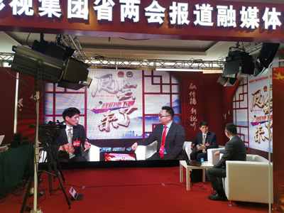 福建省广播影视集团《两会来了，我们坐下聊》直播 福建人大代表李笃妙聊安全急救和空中救援