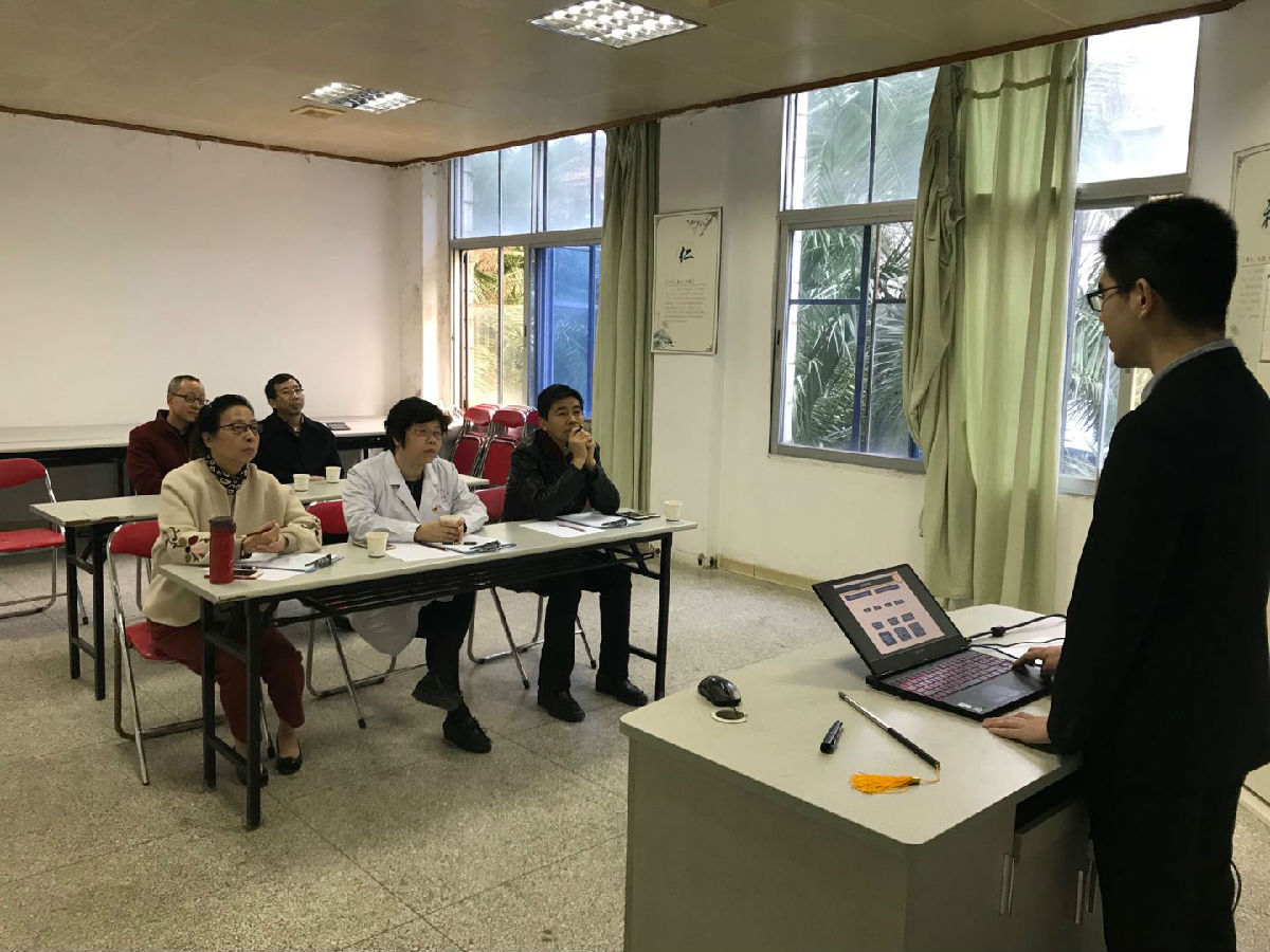 第一临床医学院开展2017级硕士生中期考核 第一临床医学院开展2017级硕士生中期考核