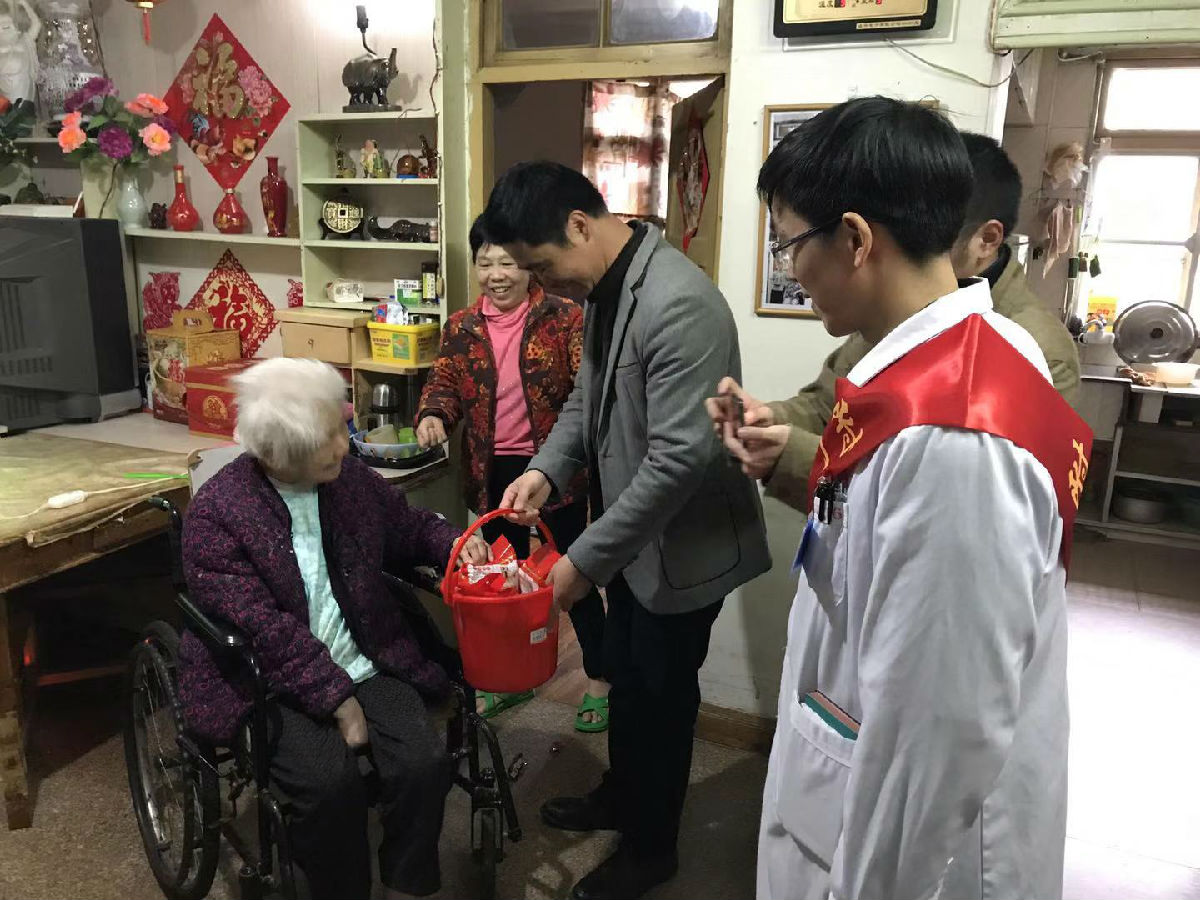 院团委组织开展“雷锋月”、“拗九节”系列活动 院团委组织开展“雷锋月”、“拗九节”系列活动