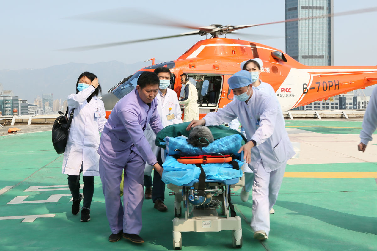 泉州患者急性肝病发作,紧急转送福州医院 约40分钟!“空中120”跨市救援 泉州患者急性肝病发作,紧急转送福州医院 约40分钟!“空中120”跨市救援