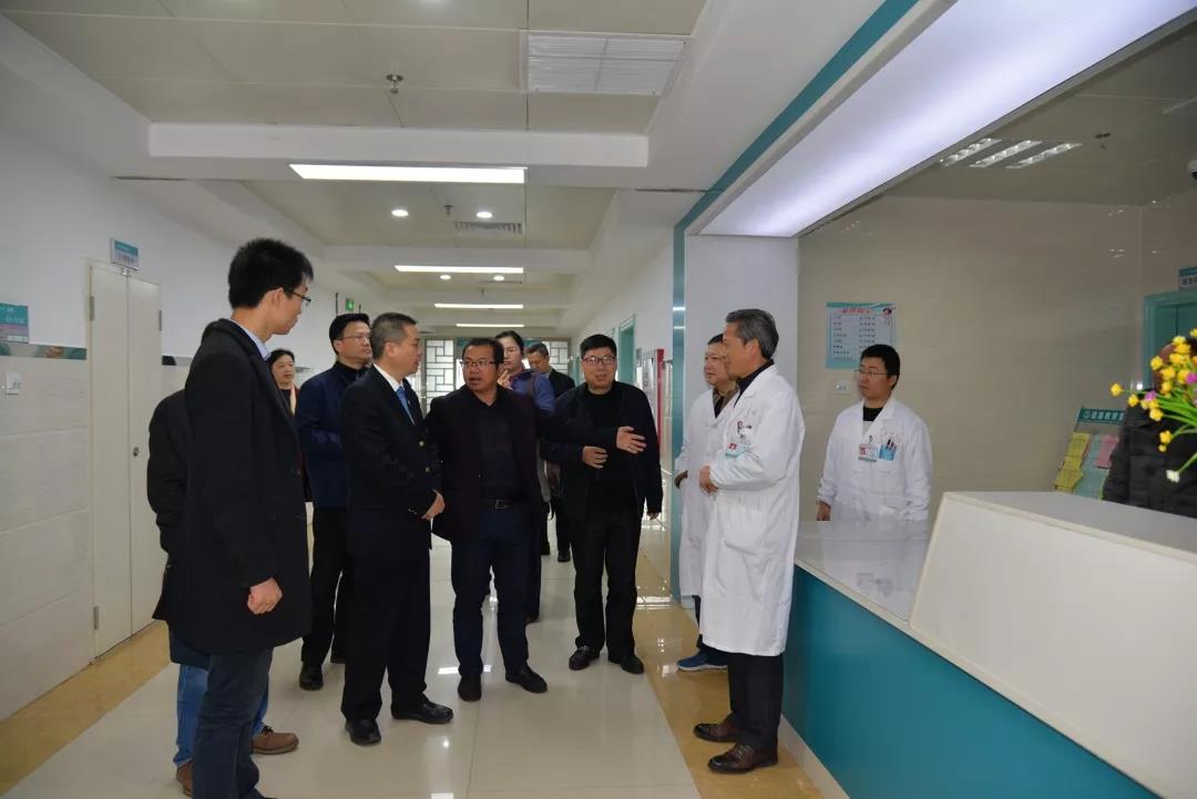 提升县域医共体服务能力 探索省县医联体建设模式 ——康院长带队赴尤溪县总医院开展帮扶共建活动 提升县域医共体服务能力 探索省县医联体建设模式 ——康院长带队赴尤溪县总医院开展帮扶共建活动