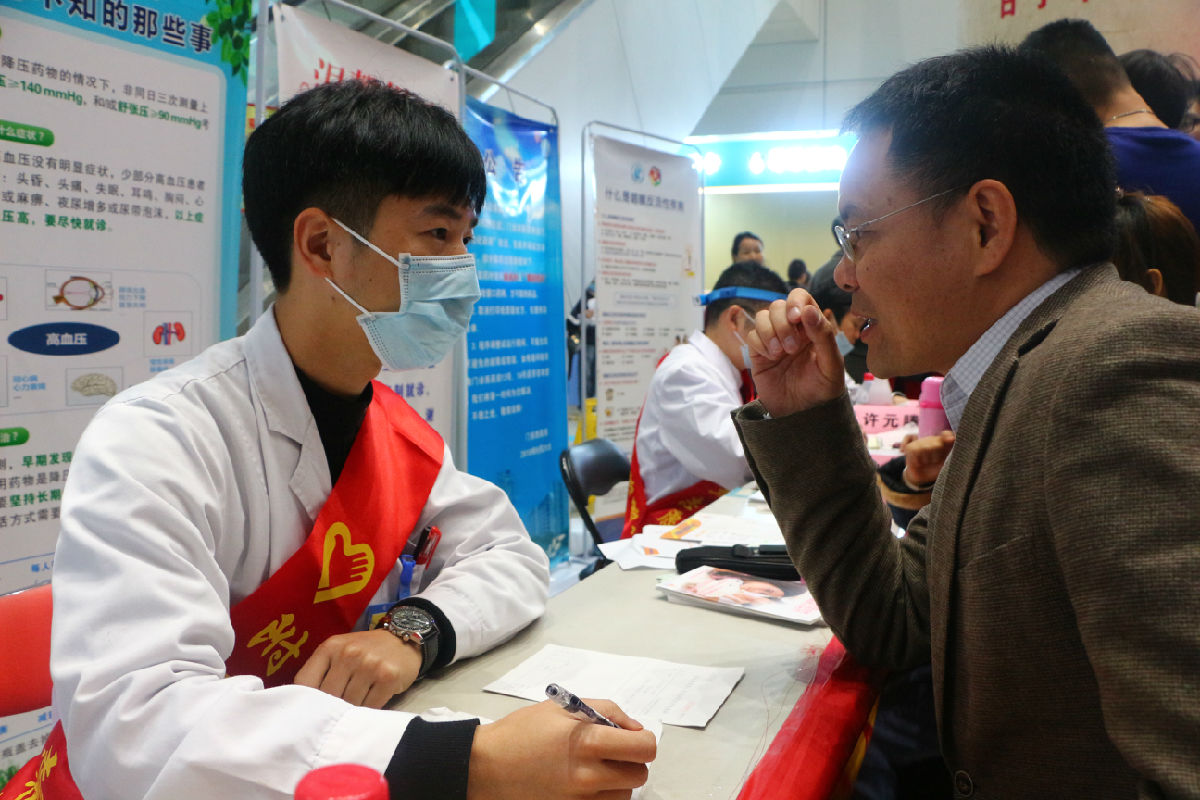 我院耳鼻咽喉科研究生陈志锋荣获“全国优秀共青团员”称号 我院耳鼻咽喉科研究生陈志锋荣获“全国优秀共青团员”称号