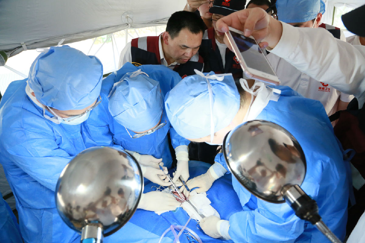 演练即实战!福建省野外条件下的急诊手术实操练习 在省级紧急医学救援三队上演 演练即实战!福建省野外条件下的急诊手术实操练习 在省级紧急医学救援三队上演