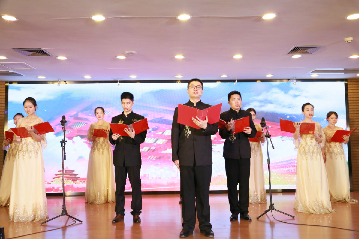 我院举办首届文化节系列活动暨纪念建国70周年“诵经典 育德行 我与祖国共成长”经典诵读比赛