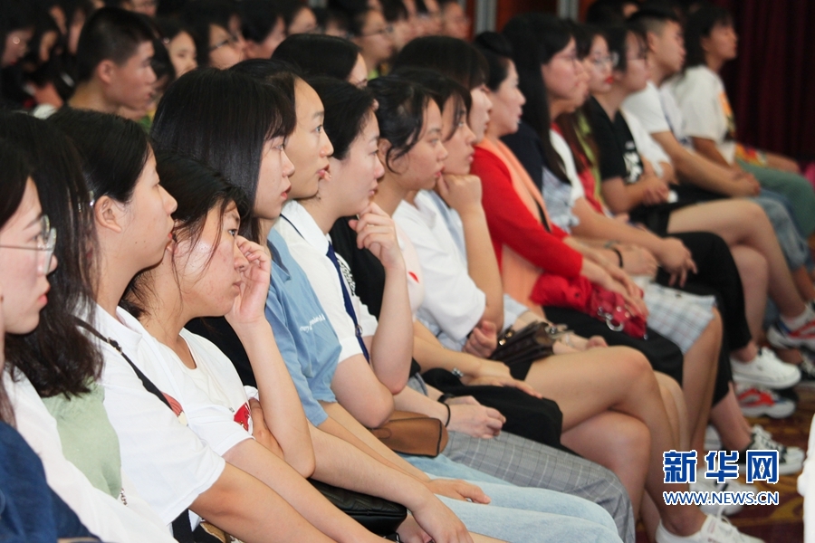 【慕容慎行同志先进事迹巡讲系列-三明站】新华网‖【组图】医者仁心·榜样力量