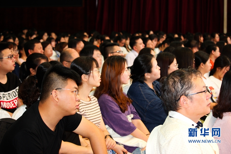 【慕容慎行同志先进事迹巡讲系列-三明站】新华网‖【组图】医者仁心·榜样力量