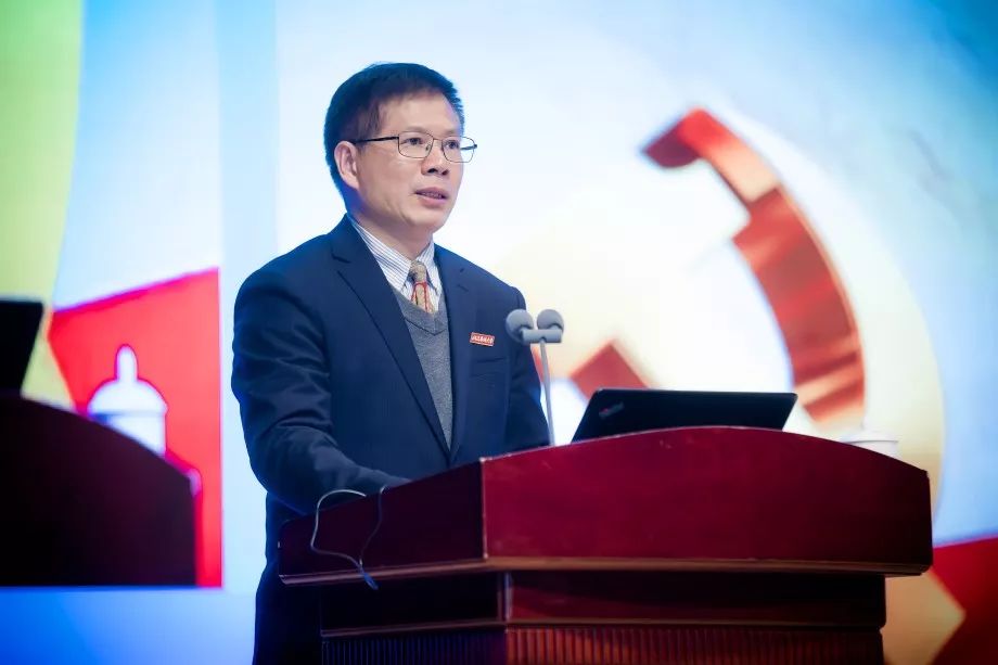 『先进典型』福建医科大学举办慕容慎行同志先进事迹报告会 『先进典型』福建医科大学举办慕容慎行同志先进事迹报告会