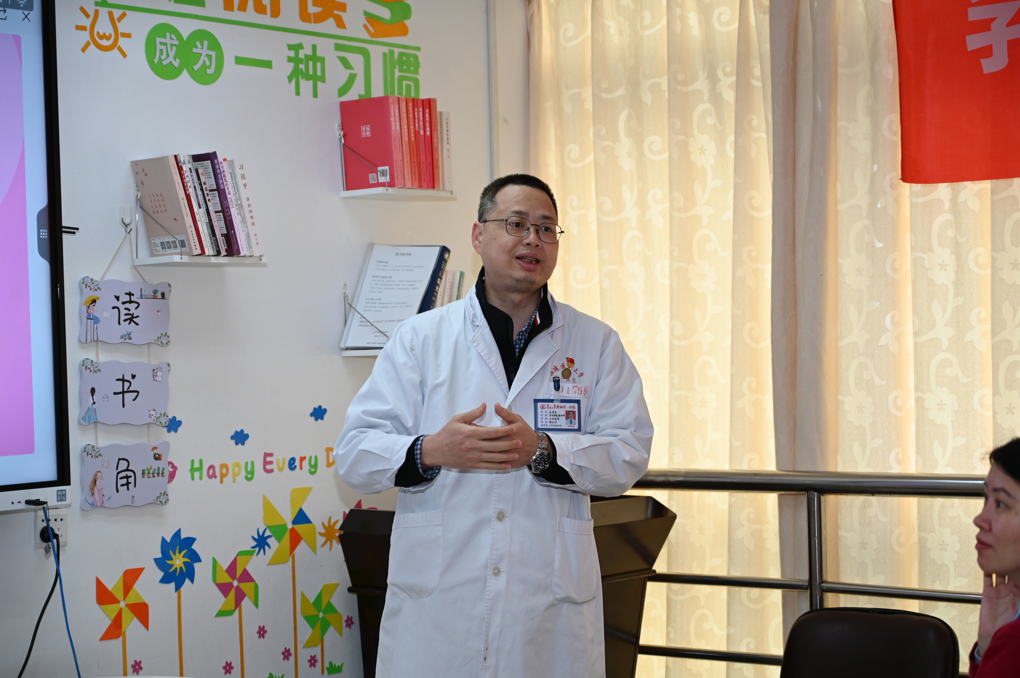 福医附一医院甲状腺乳腺外科举办“三&middot;八”妇女节主题活动，护航女性健康