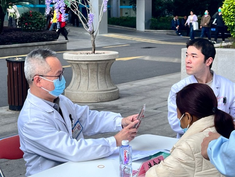 遏制肝硬化 远离肝癌 ——福建医科大学附属第一医院爱肝日义诊活动暖心启幕