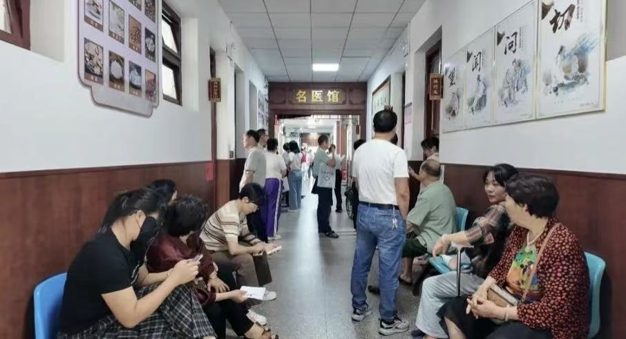 党建引领聚合力 医心为民促发展 ——福医附一医院骨科党支部、骨科第二党支部与云霄县中医院深化党建共建