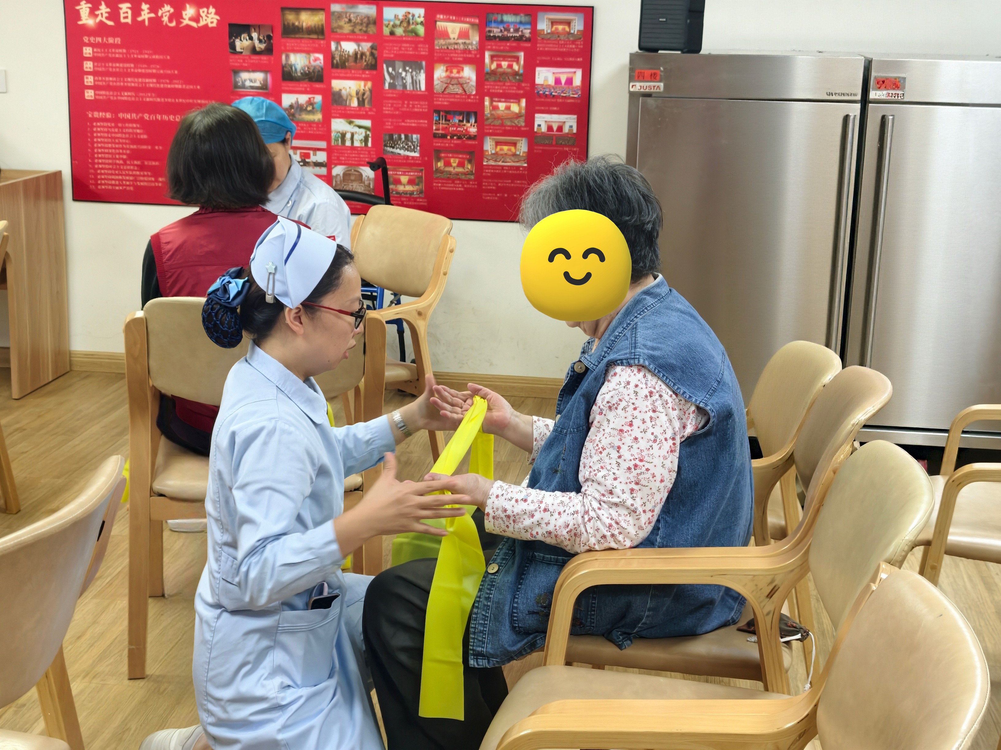 守护老年安全 共筑健康晚年 ——福医附一医院护理科普周系列活动走进牡丹社区 守护老年安全 共筑健康晚年 ——福医附一医院护理科普周系列活动走进牡丹社区