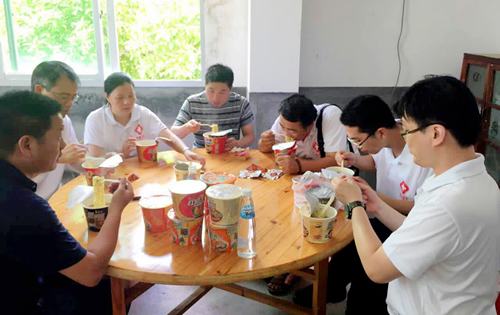 高效后勤保障前线救援 装备精良提升作战实力--福建医大附一医院应急救援医疗队赴闽清救援系列报道三 高效后勤保障前线救援 装备精良提升作战实力--福建医大附一医院应急救援医疗队赴闽清救援系列报道三