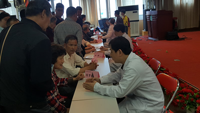 福建医科大学附属第一医院成功举办“世界帕金森病日”义诊活动