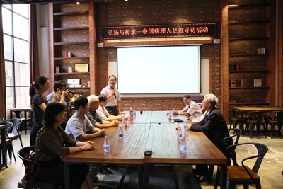 无影灯下的手术刀闪闪发光　显微镜下的病理人默默无闻--《中国病理人的足迹》走进福建 探寻我院两位老病理人的一生