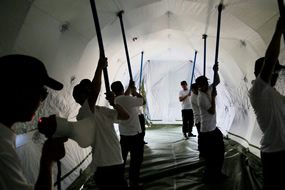 三伏酷暑战高温  应急救援练“强兵”--我院省级紧急医学救援三队开展自然灾害应急救援演练