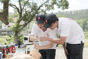 三伏酷暑战高温  应急救援练“强兵”--我院省级紧急医学救援三队开展自然灾害应急救援演练