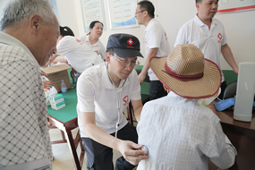 三伏酷暑战高温  应急救援练“强兵”--我院省级紧急医学救援三队开展自然灾害应急救援演练