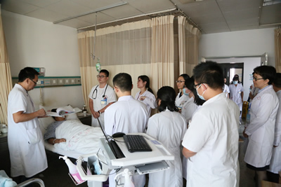 第一临床医学院顺利完成临床医学专业认证