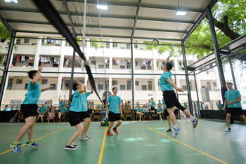 我院举办首届职工气排球团体赛 我院举办首届职工气排球团体赛