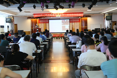 强化“红线”意识 践行依法执业——我院召开依法执业法律知识专项培训讲座 强化“红线”意识 践行依法执业——我院召开依法执业法律知识专项培训讲座