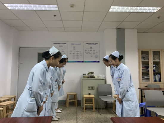 以评促改以改促进以进达优——附一医院护理部举行护理质量持续改进项目成果评价会 以评促改以改促进以进达优——附一医院护理部举行护理质量持续改进项目成果评价会